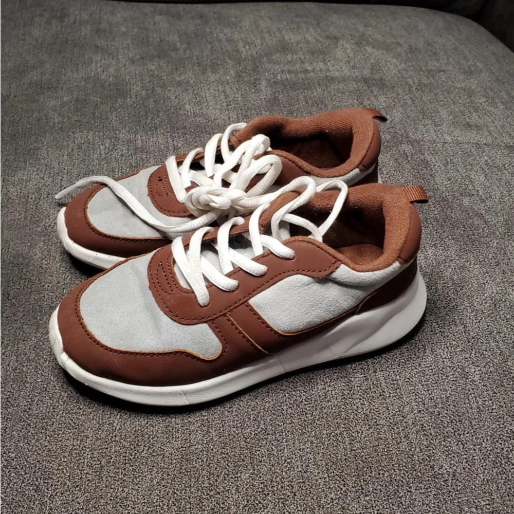 Sara* New! Brown and White Lace up Sneakers 11